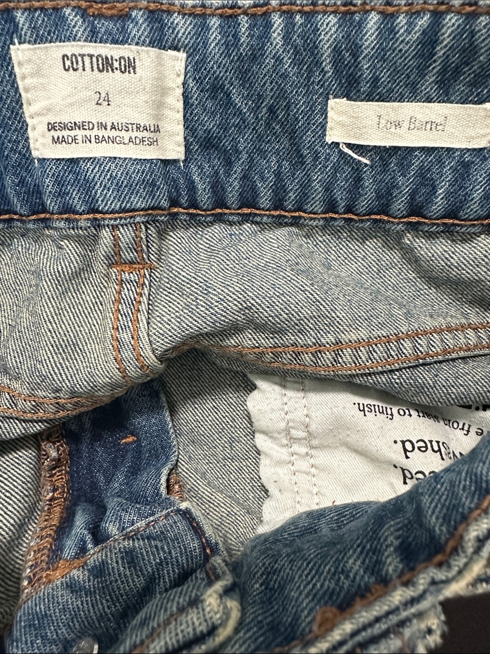 🏰 Cotton On Low Barrel Jeans - Picture 4 of 5